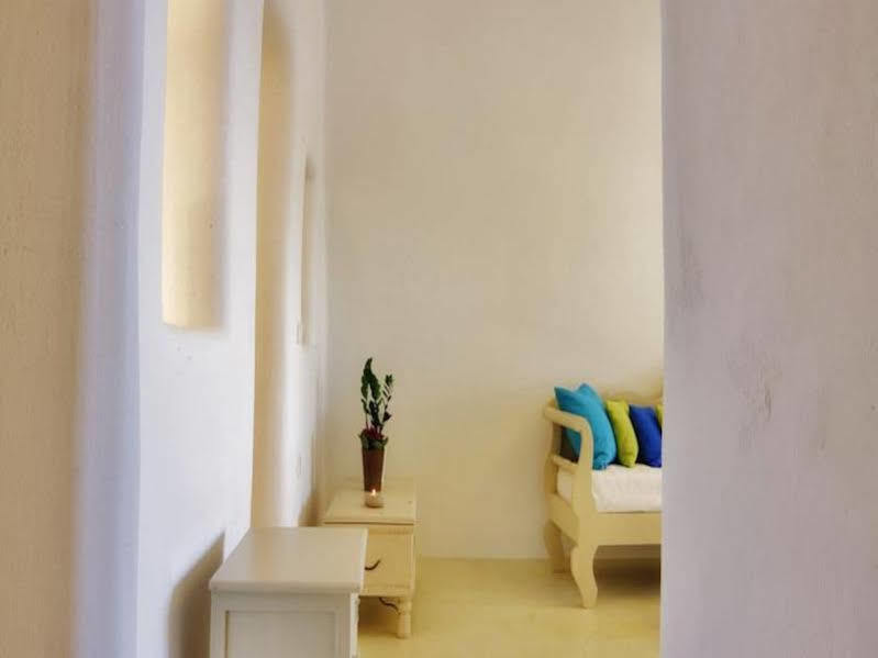 Chroma Suites Ия Экстерьер фото