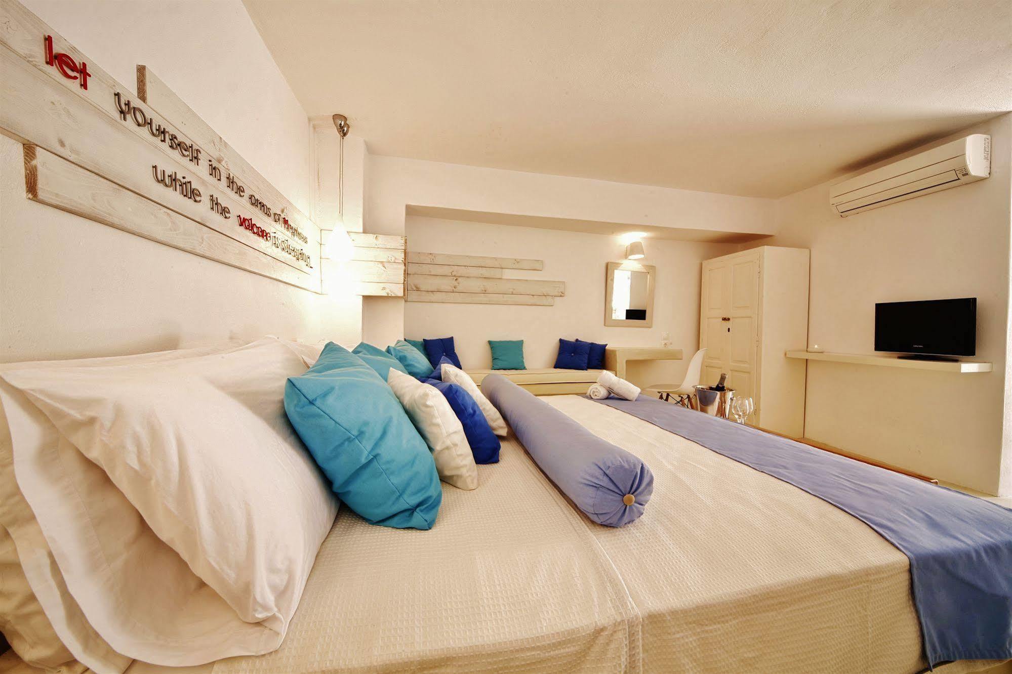 Chroma Suites Ия Экстерьер фото